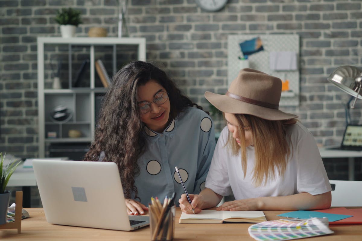 How to Write Product Descriptions That Sell Examples and Templates for Powerful Descriptions