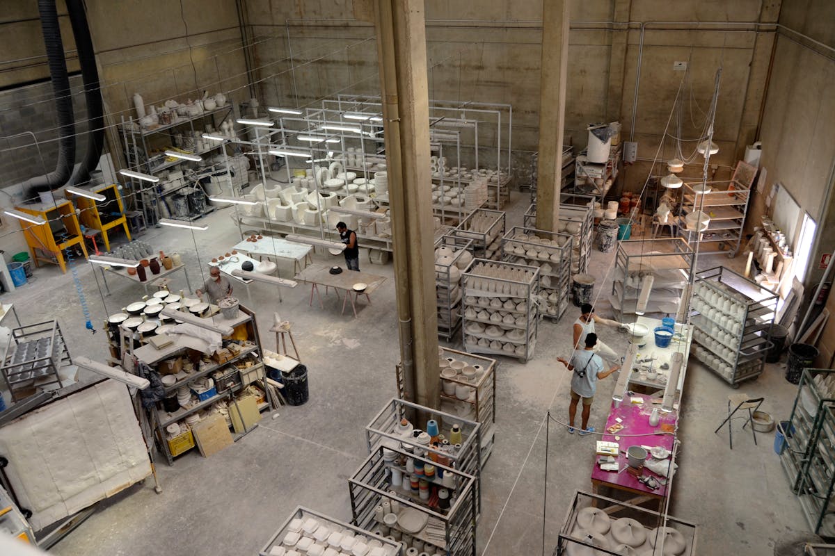 Top 30 Trending Products to Sell Online in 2024 for High Profits