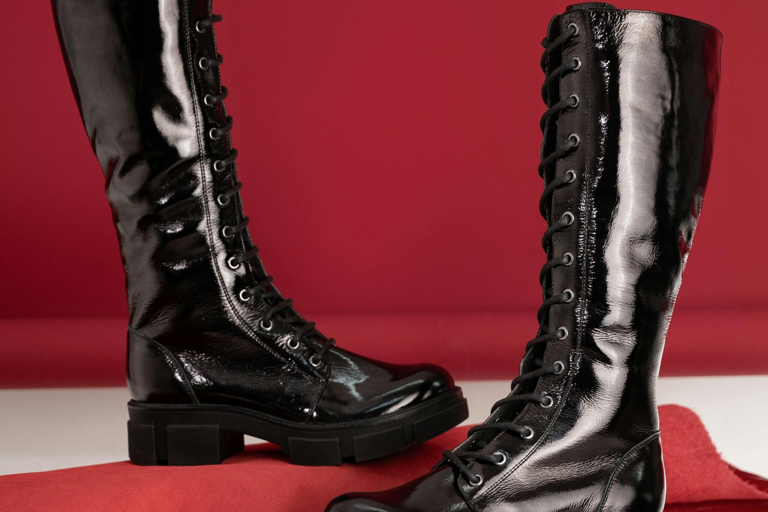 shoe photography lighting tips