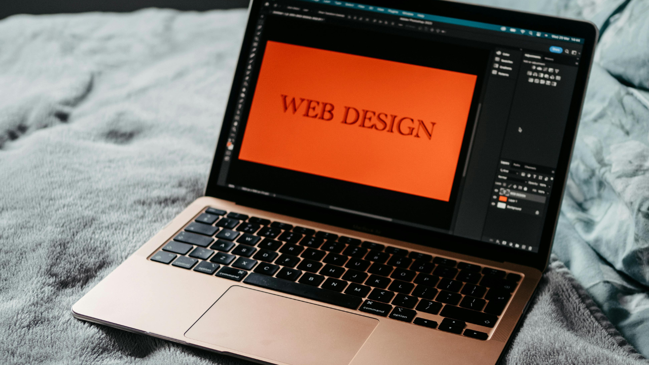 what are the main features of ai web design